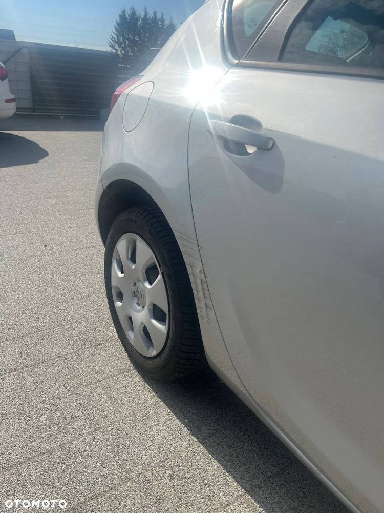 Opel Astra - 11