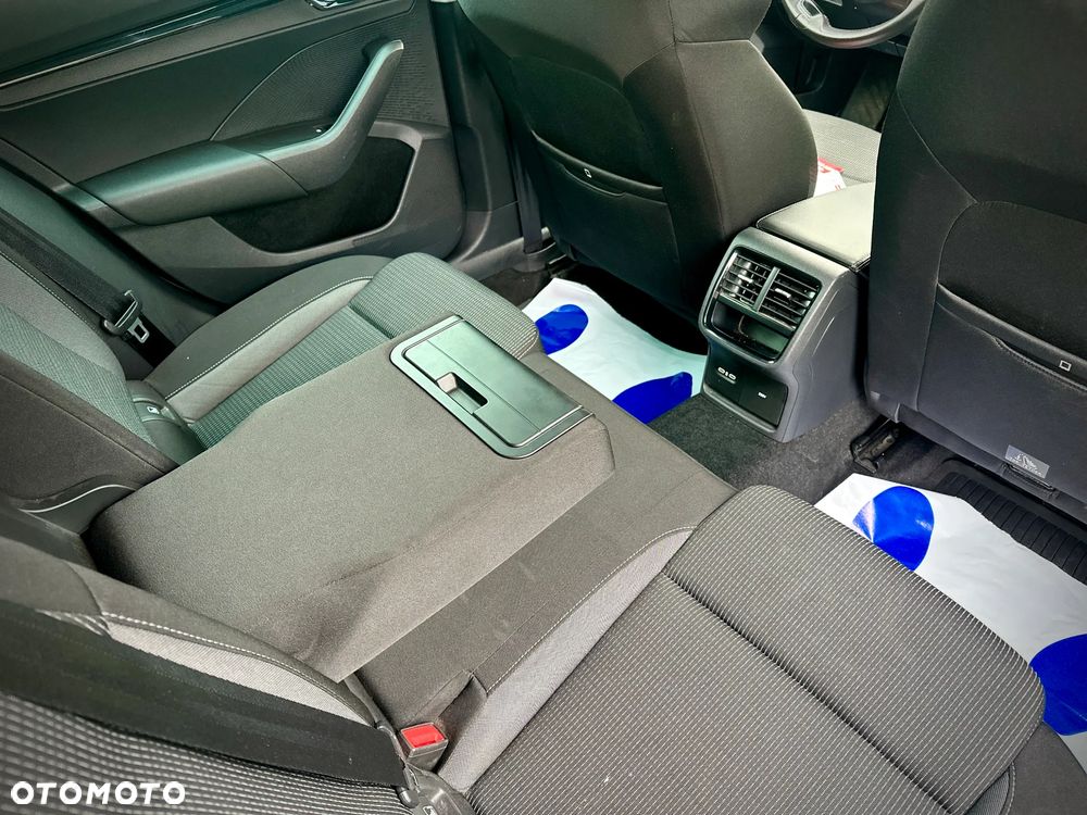 Skoda Octavia 2.0 TDI Ambition DSG - 21