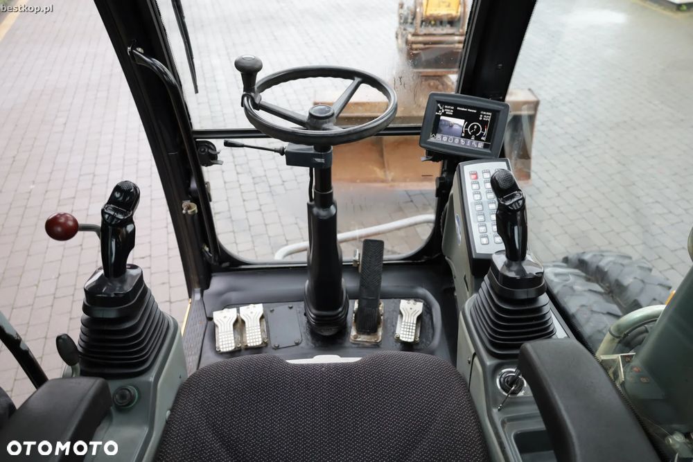 Liebherr A918 Compact - 30