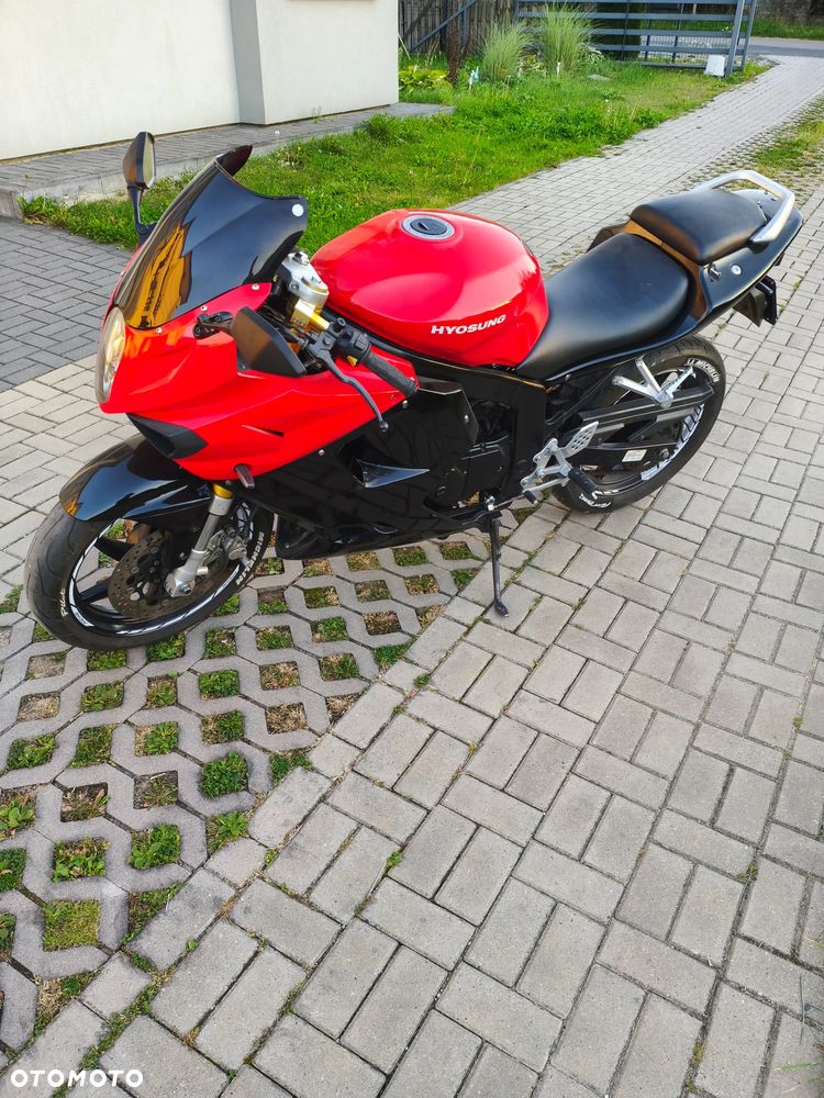 Hyosung GT - 6