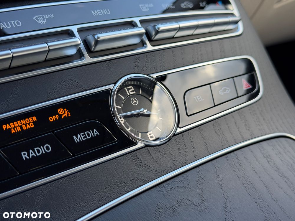 Mercedes-Benz Klasa E 300 d 9G-TRONIC Avantgarde - 18