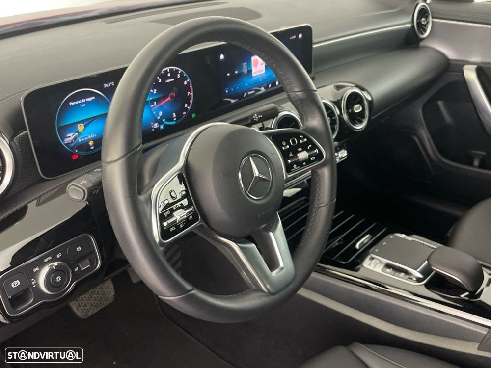 Mercedes-Benz CLA 200 Standard - 16