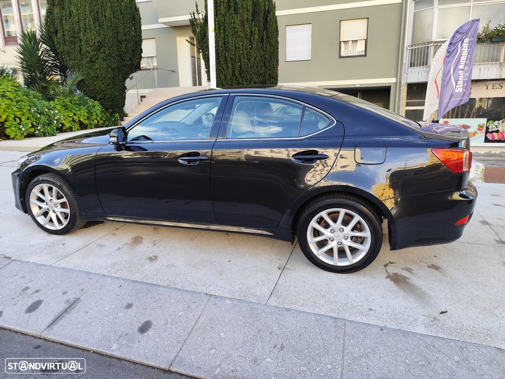 Lexus IS 200 d P.Executive 2G - 7