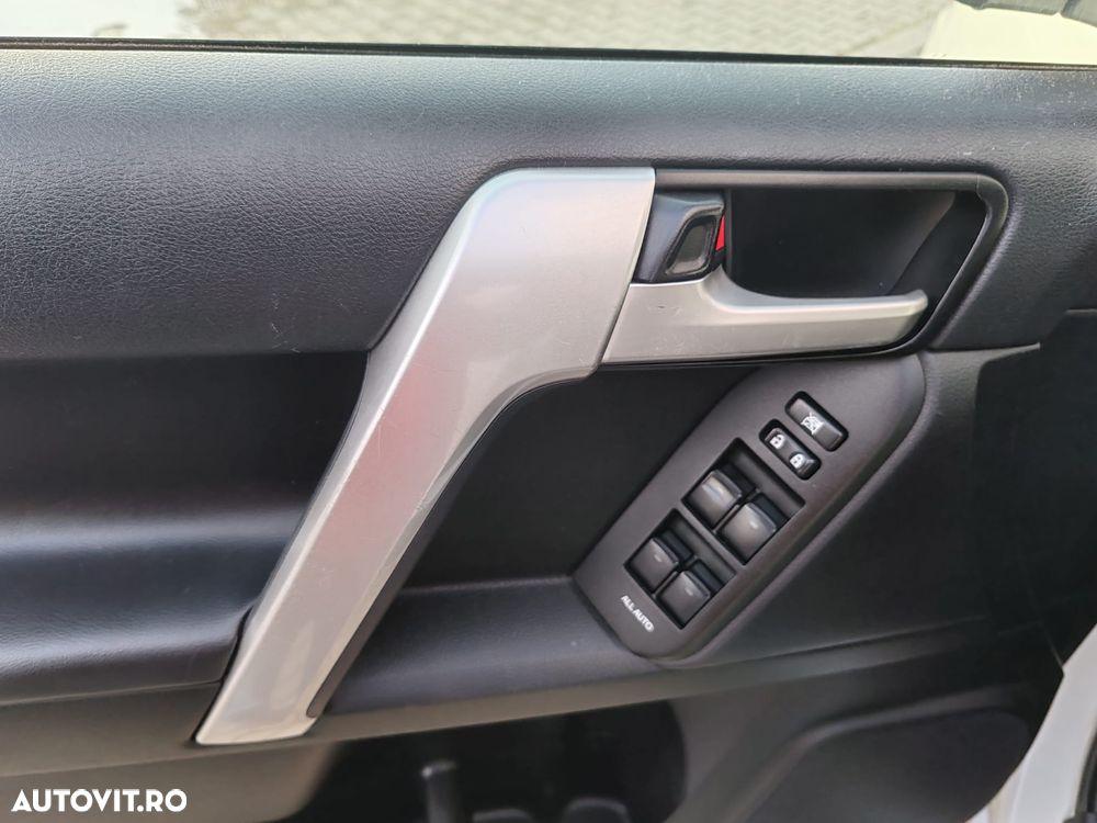 Toyota Land Cruiser 2.8 D-4D Automatik Comfort - 19