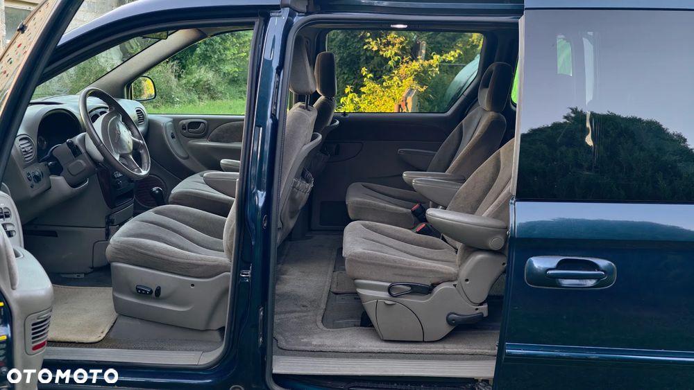 Chrysler Voyager - 19