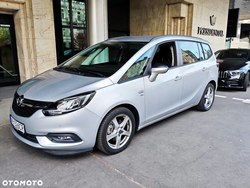 Opel Zafira 1.4 T Cosmo - 22