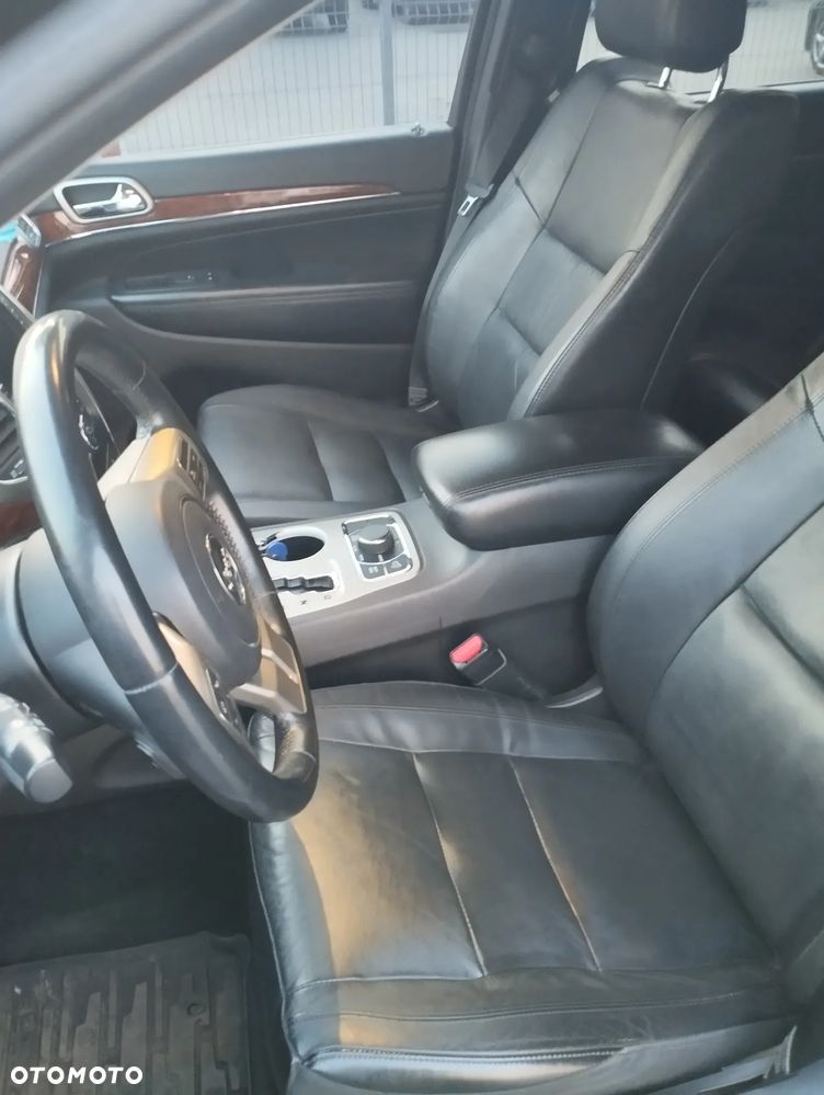 Jeep Grand Cherokee - 9