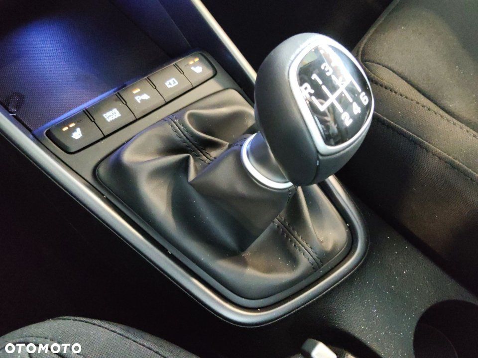Hyundai Bayon - 15