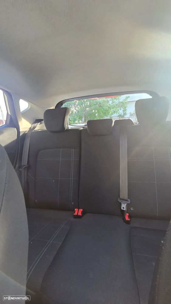Ford Fiesta 1.1 Ti-VCT Business - 14