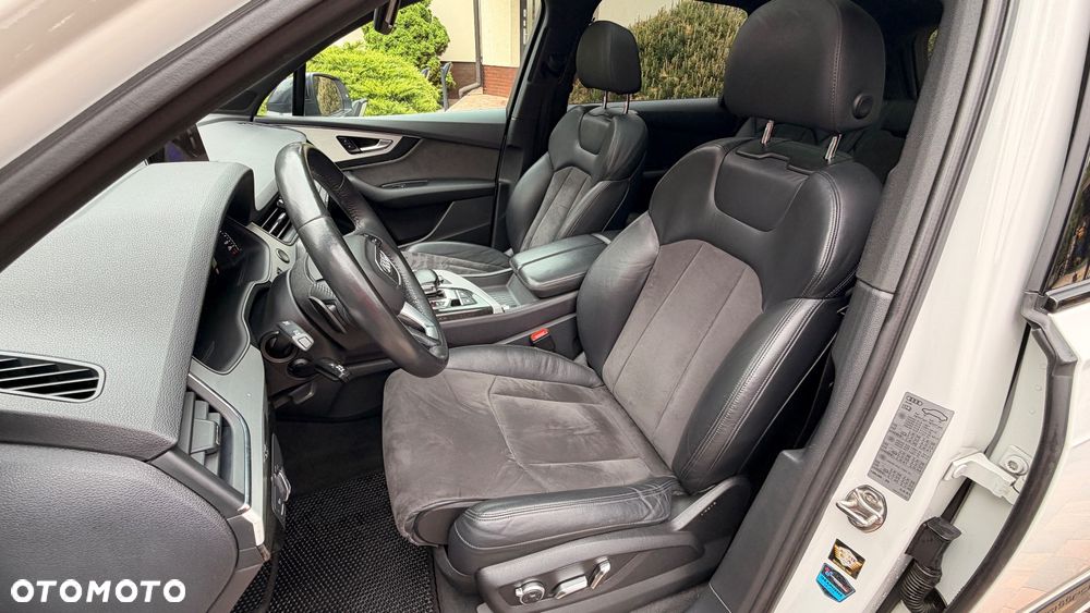 Audi Q7 - 8