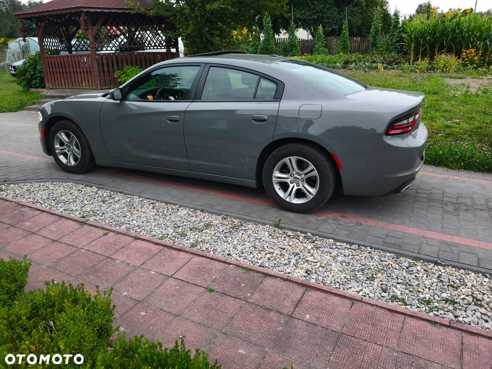 Dodge Charger - 12