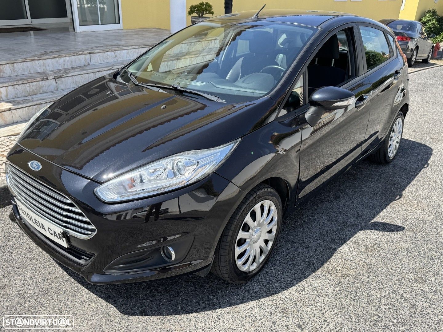 Ford Fiesta 1.0 T EcoBoost Titanium - 1