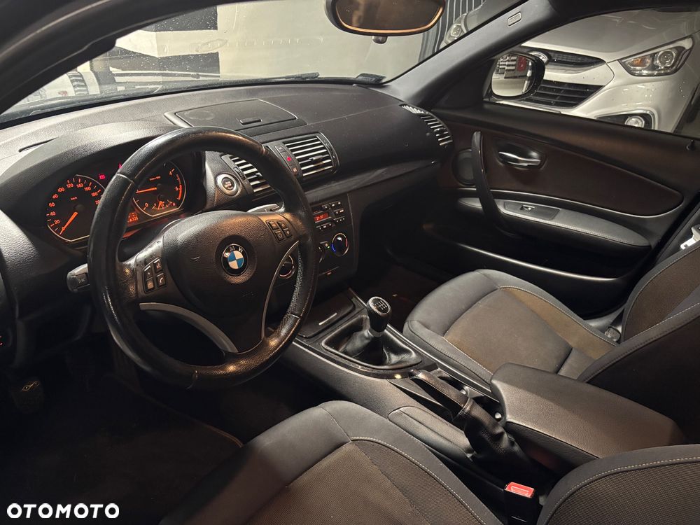 BMW Seria 1 116d Sport Line - 9