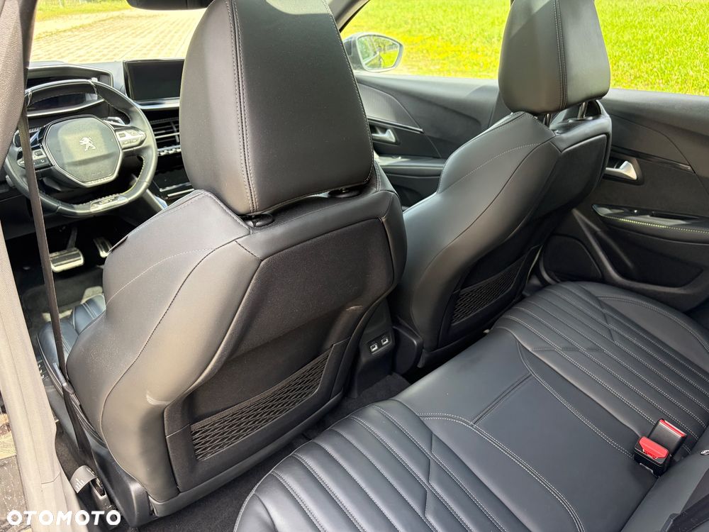 Peugeot 208 PureTech 100 EAT8 GT Pack - 23