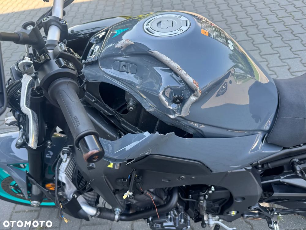 Yamaha MT - 16