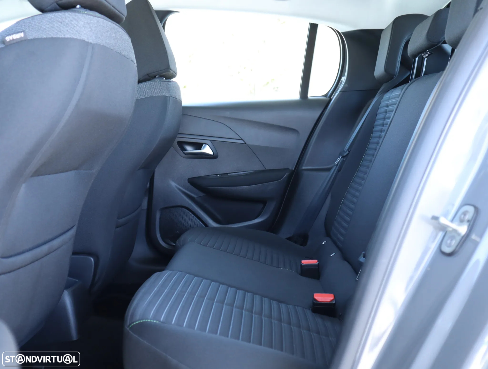 Peugeot 208 1.2 PureTech Active Pack - 20
