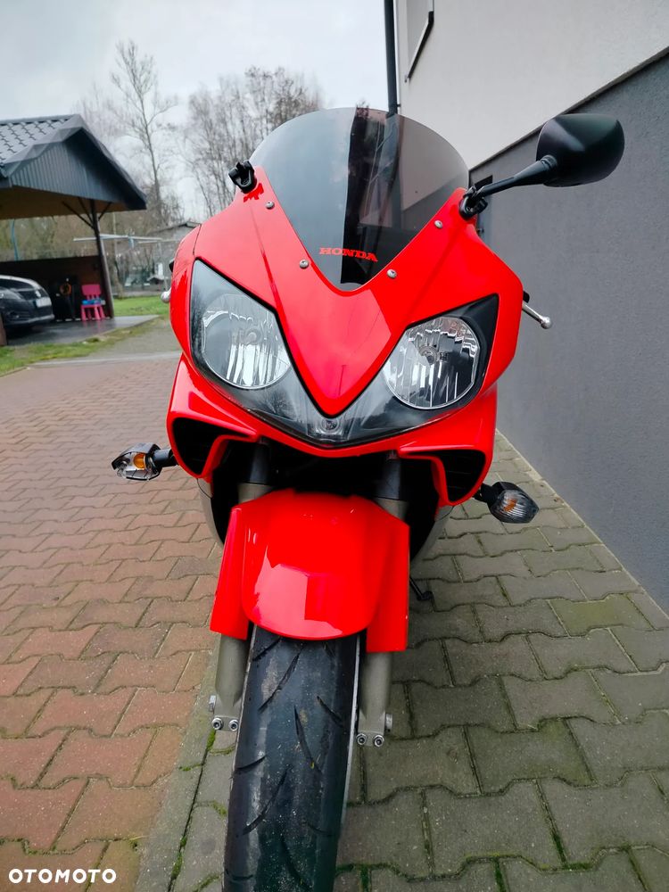 Honda CBR - 6