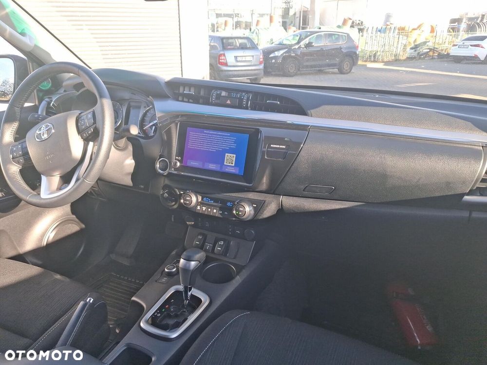 Toyota Hilux 2.8 D-4D mHEV Double Cab Executive 4x4 - 18