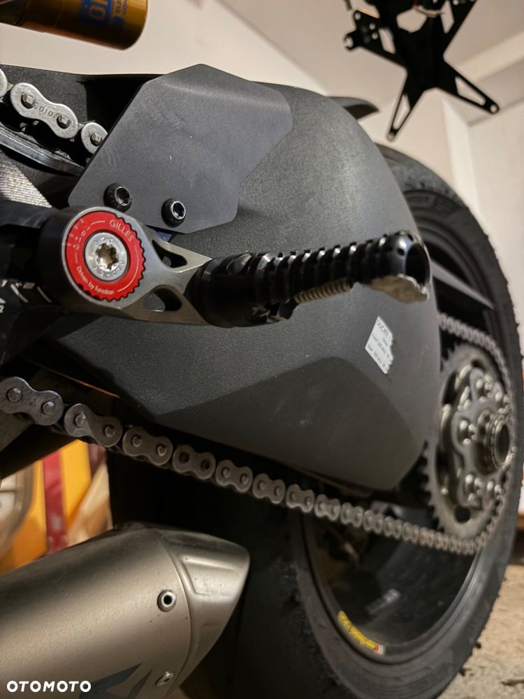 Ducati Streetfighter V4 - 4