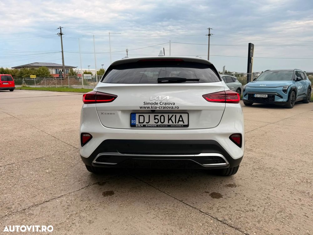 Kia XCeed 1.6 T-GDI 7DCT City - 4