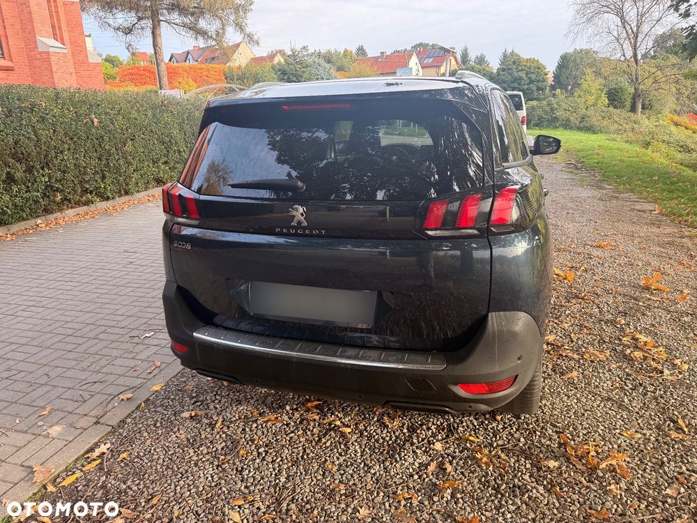 Peugeot 5008 - 15