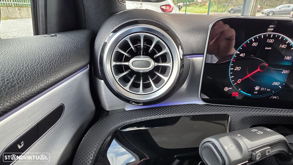 Mercedes-Benz A 180 d AMG Line Aut. - 36