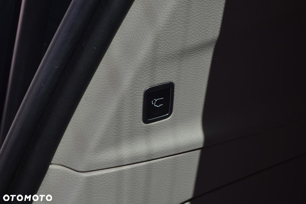 Chrysler Pacifica - 27