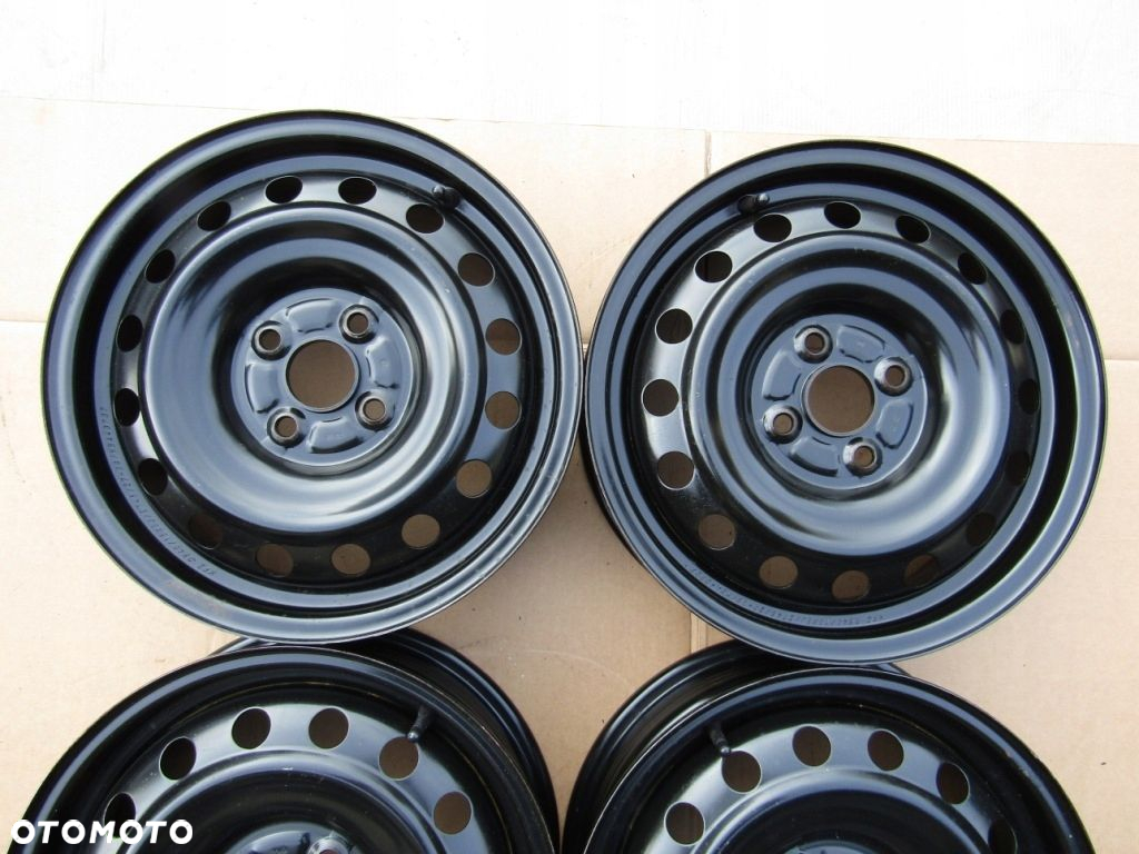 4x Felgi 15 Toyota Yaris II III IQ Hyundai i20 Getz Kia Rio I II III 5,5j 4x100 ET45 - 5