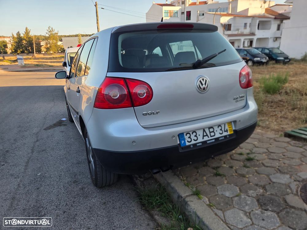 VW Golf 2.0 TDi 4M Confortline - 2