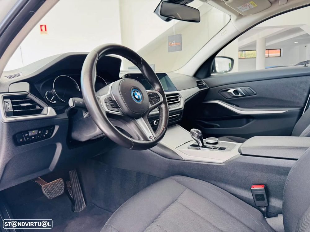 BMW 320 d Aut. Advantage - 18