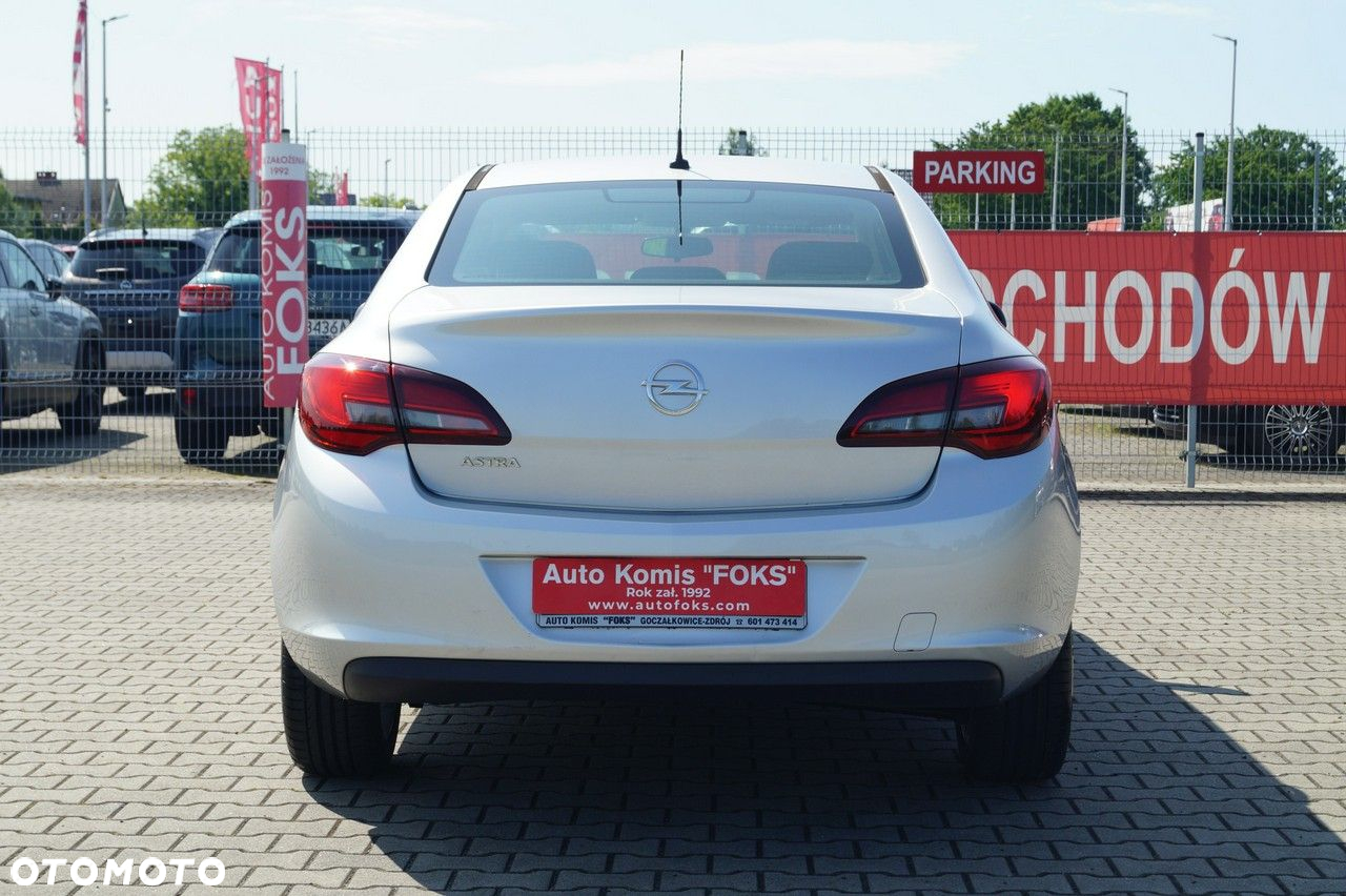 Opel Astra - 9