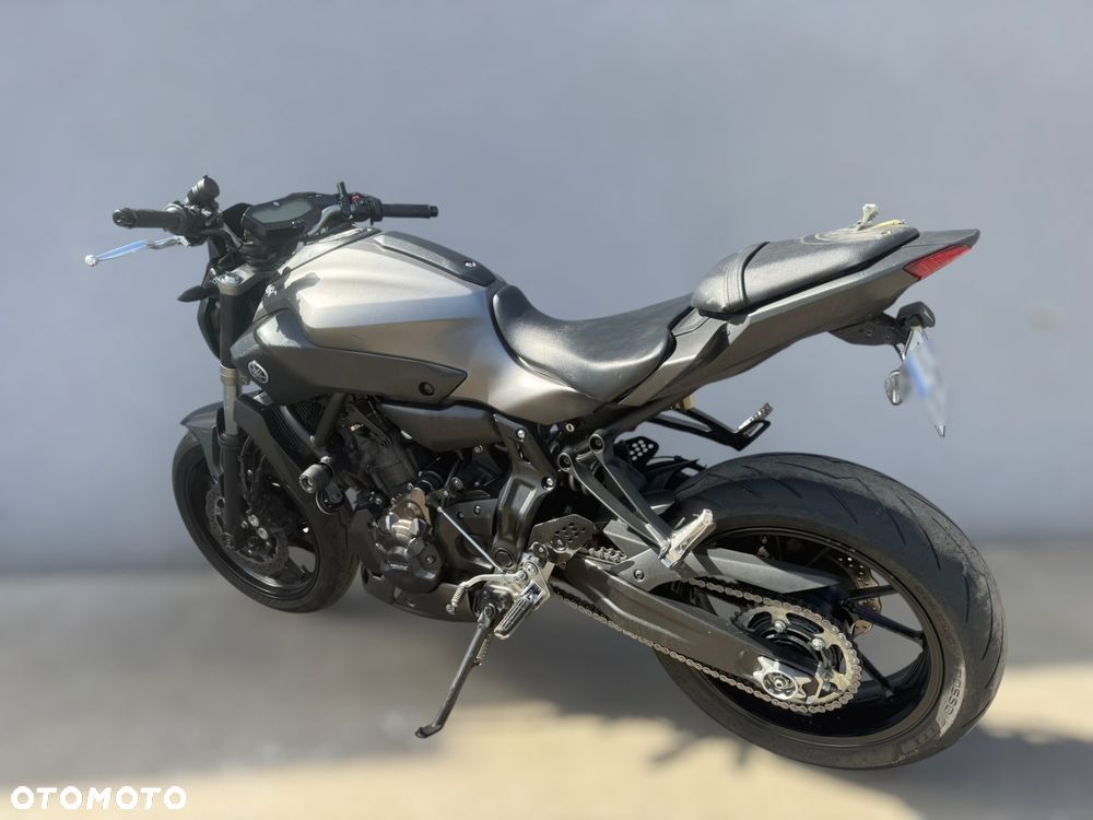 Yamaha MT - 4