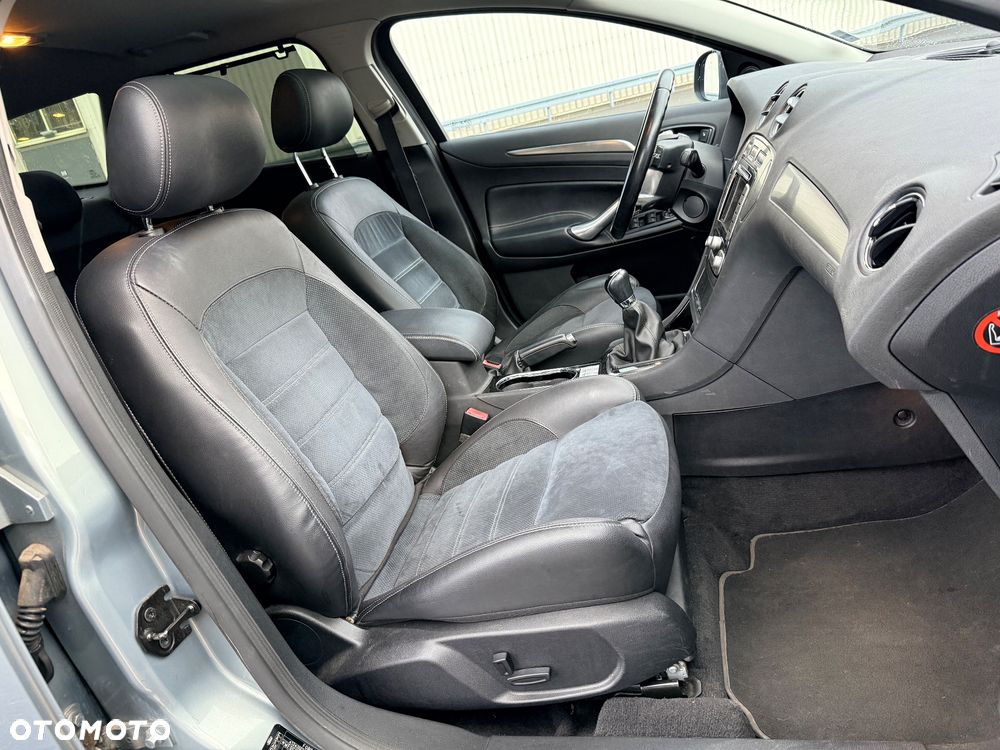 Ford Mondeo 2.0 Titanium X - 24