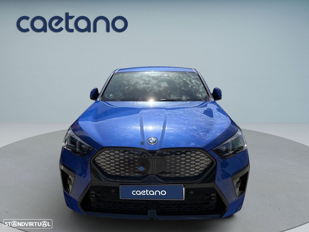 BMW iX2 eDrive20 Pack Desportivo M Pro - 10