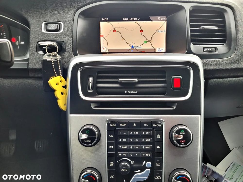 Volvo S60 D2 Kinetic - 13