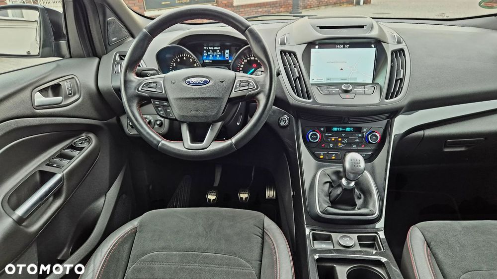 Ford Kuga 1.5 EcoBoost 2x4 ST-Line - 12