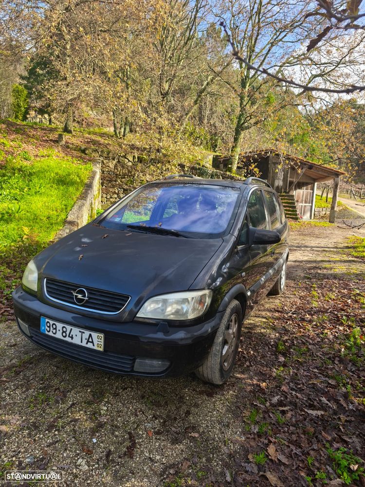 Opel Zafira 1.6 Elegance - 1
