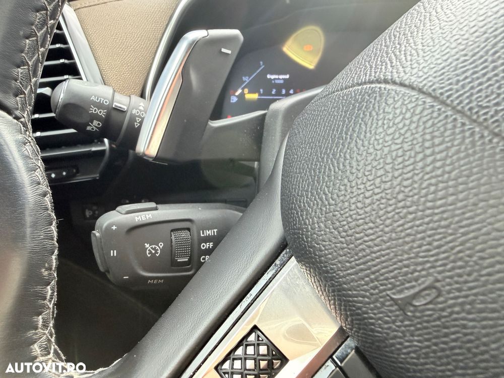 DS Automobiles DS 7 Crossback - 25