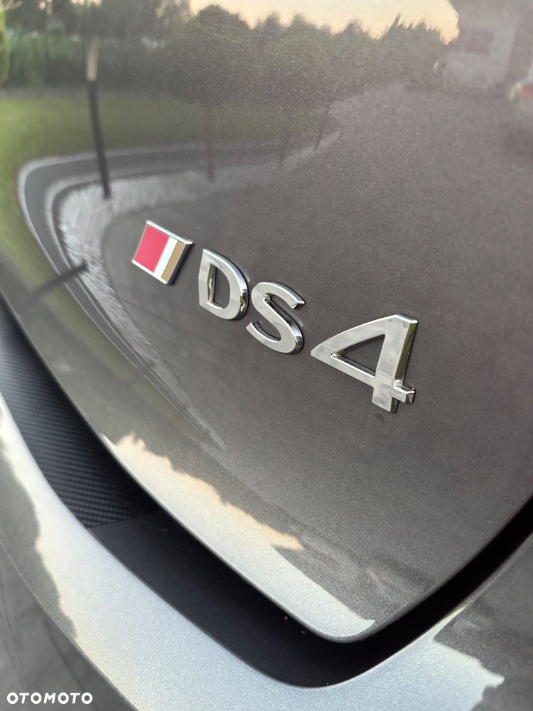 DS Automobiles DS 4 1.5 BlueHDi Performance Line + - 20