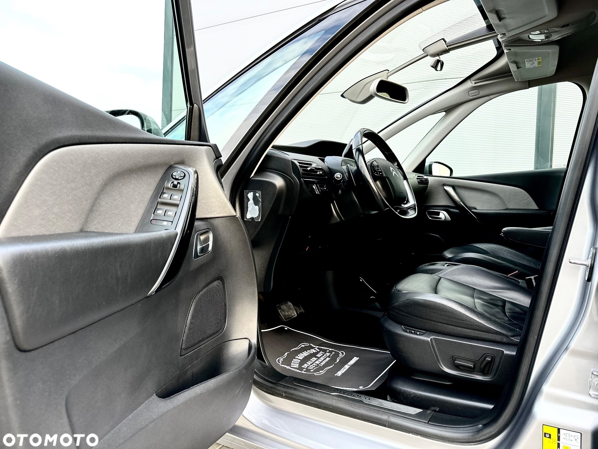 Citroën C4 Grand Picasso BlueHDi 150 EAT6 Exclusive - 22