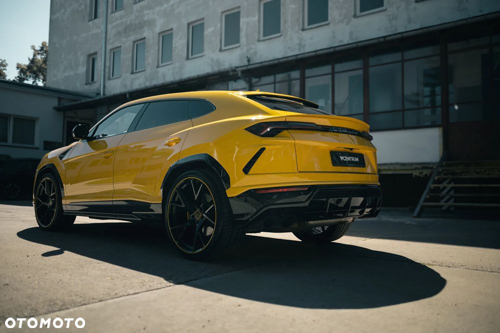 Lamborghini Urus Standard - 27