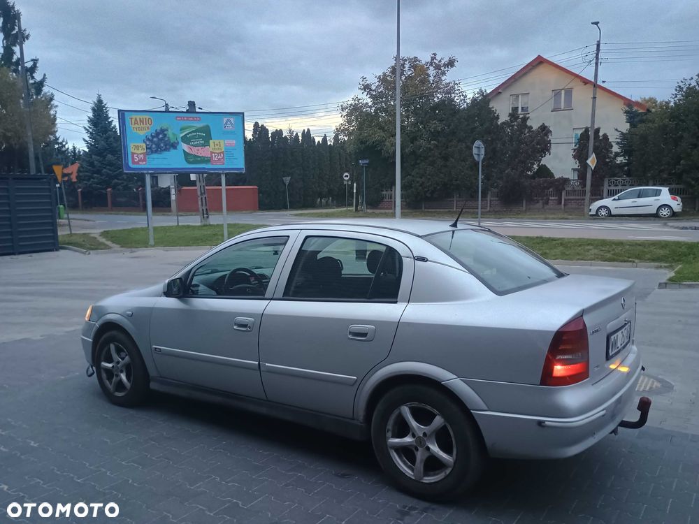 Opel Astra - 5