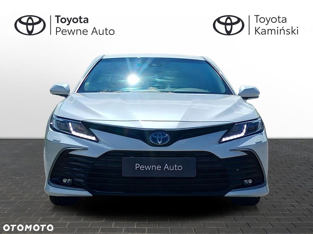 Toyota Camry 2.5 Hybrid Comfort CVT - 8