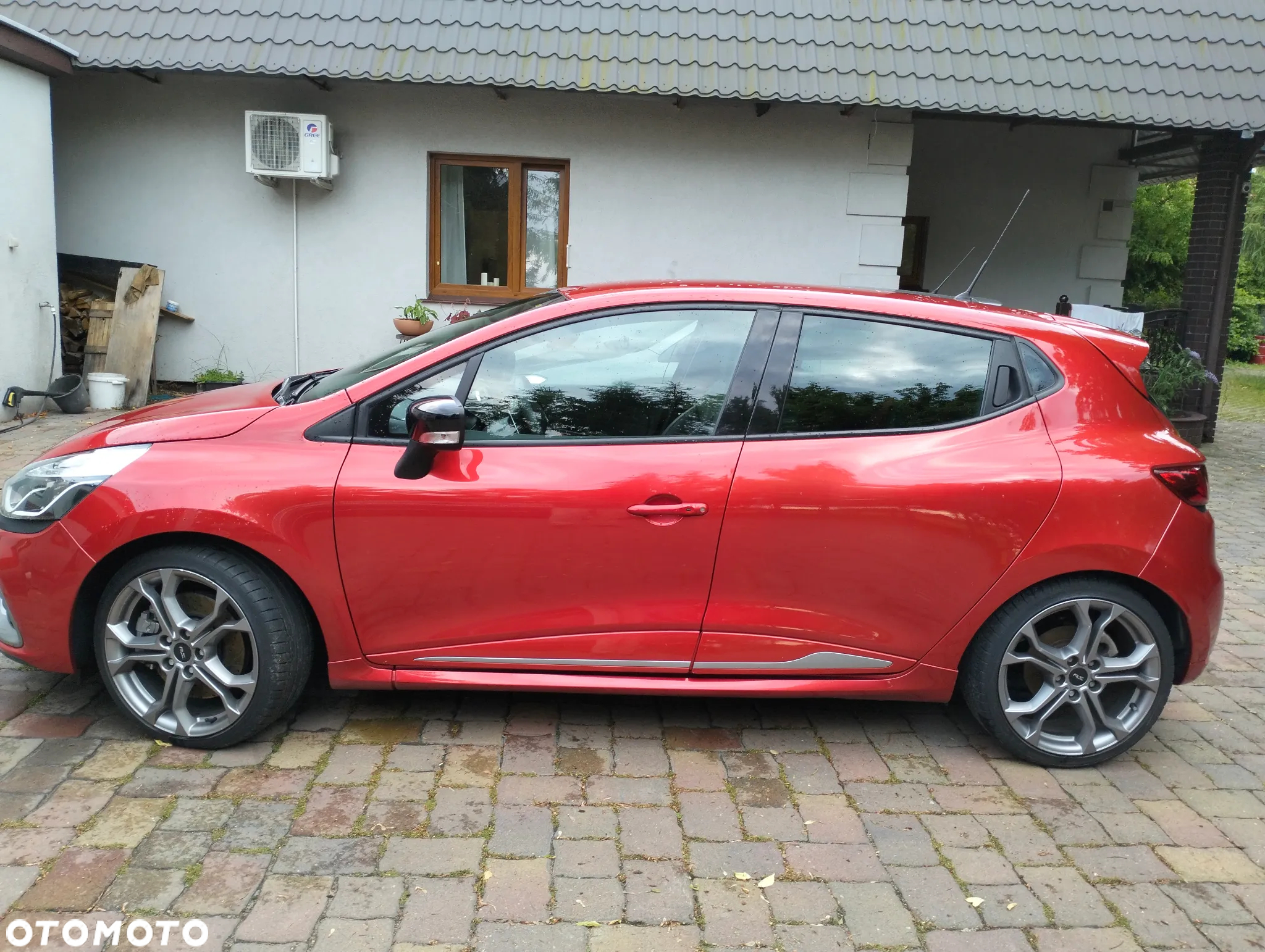 Renault Clio 1.6 R.S 200 EDC - 19