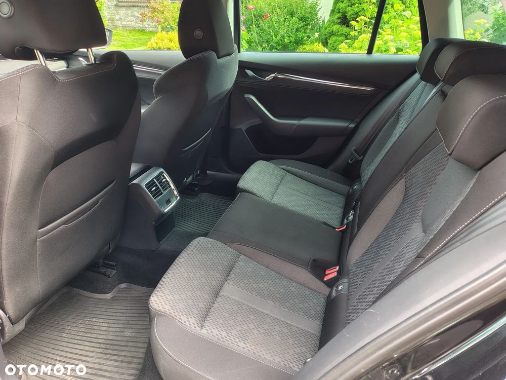 Skoda Octavia 1.5 TSI GPF ACT Style DSG - 9