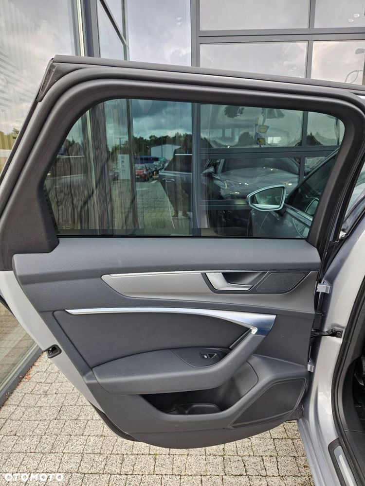 Audi A6 Avant - 29