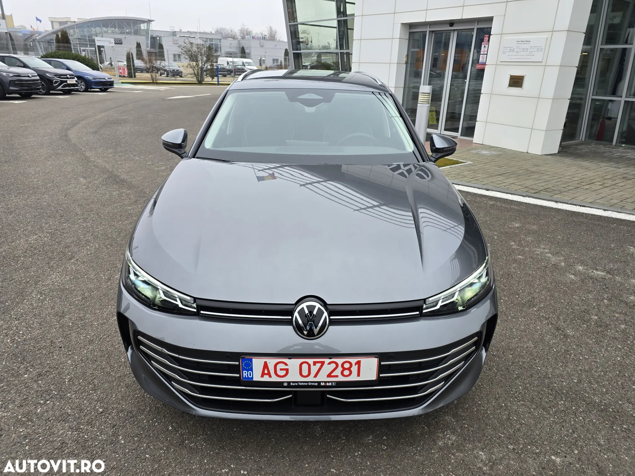 Volkswagen Passat Variant 2.0 TDI SCR DSG Business - 2
