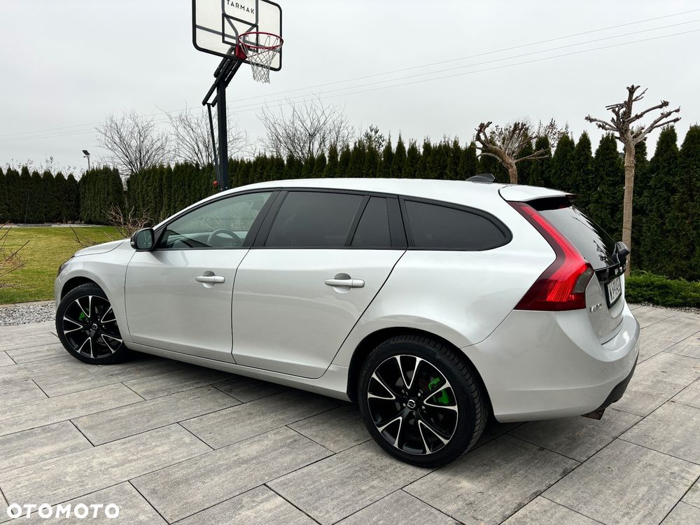 Volvo V60 DRIVe - 10