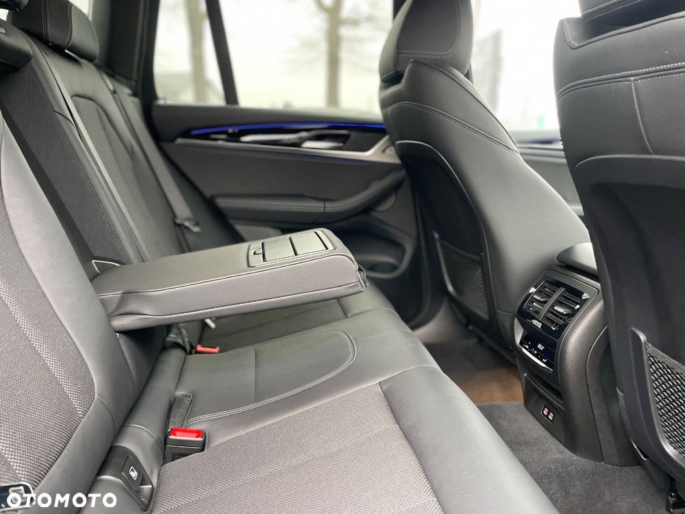 BMW X3 xDrive20d xLine - 15