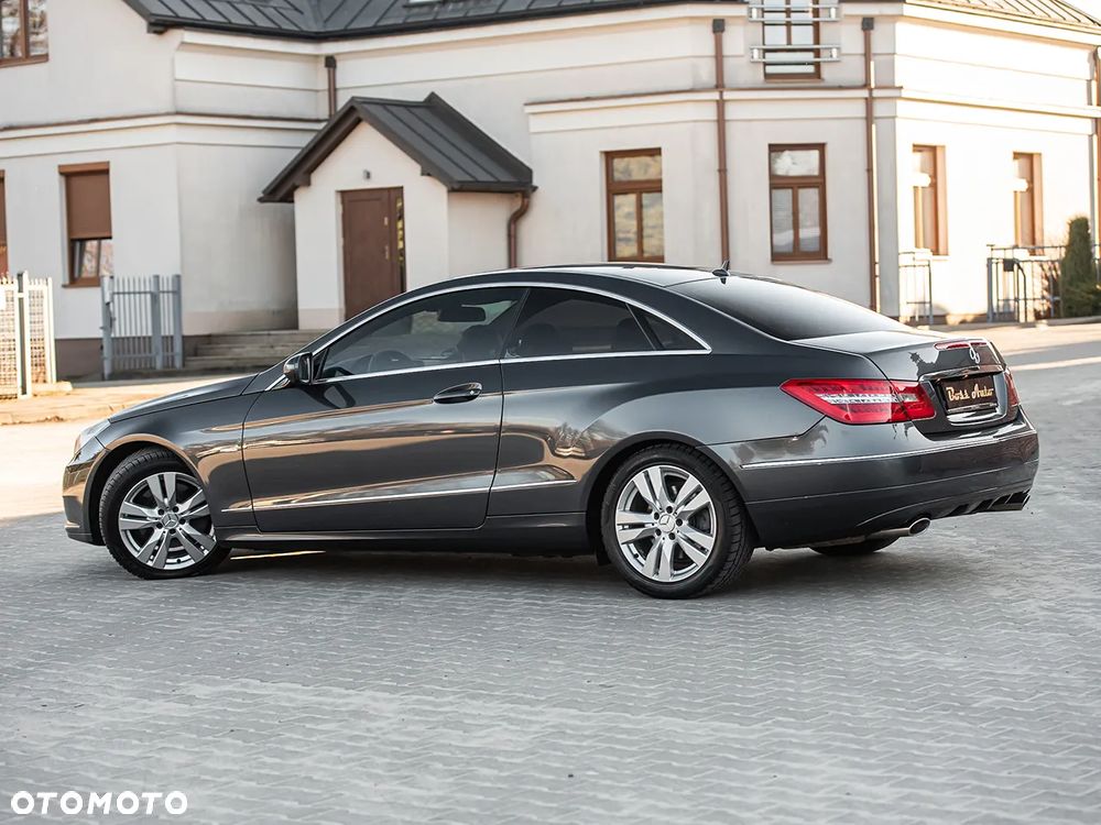 Mercedes-Benz Klasa E 350 CDI DPF BlueEFFICIENCY 7G-TRONIC Avantgarde - 10
